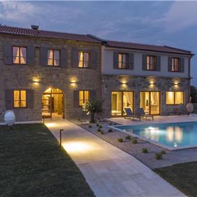 5 bedroom villa with heated pool near Momjan, Istria, sleep 12